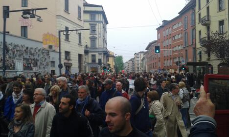 Milano in mano ai black bloc 9