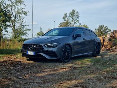 Mercedes CLA Shooting Brake, guarda la gallery della Station Wagon Coupè  1