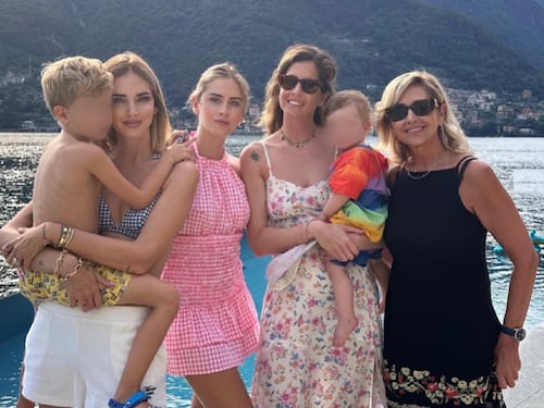 "Inutile". La foto senza Fedez fa sbottare la Ferragni