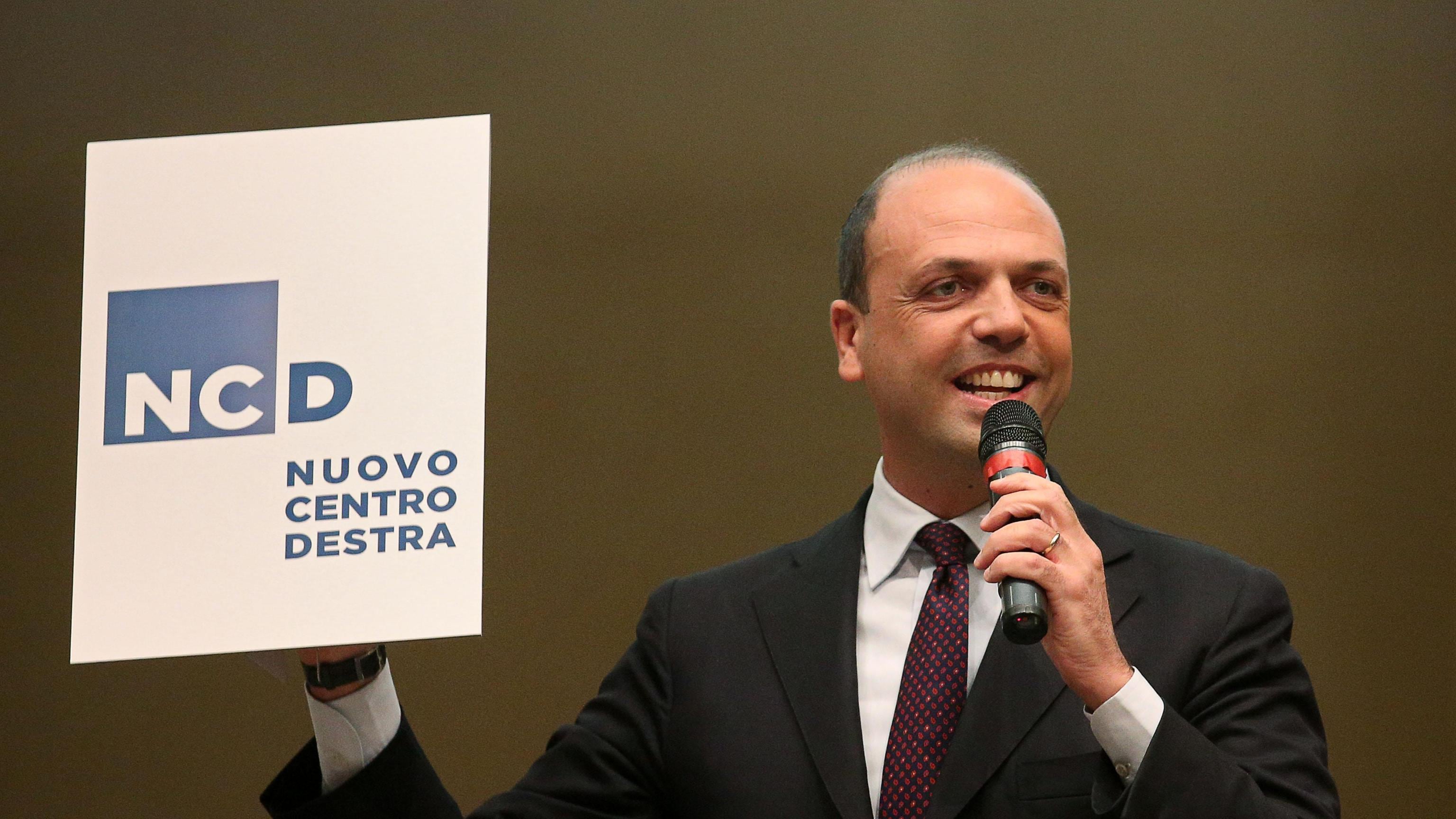 Alfano: la rottura con Berlusconi è netta