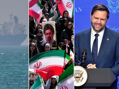 Trump avverte l'Iran: "Accordo firmato oggi o ripartiranno le bombe. Vance in Pakistan". Media Usa: "Spaccature nella leadership iraniana"