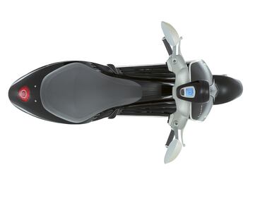 Vespa 946 17