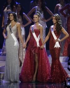La colombiana Paulina Vega è Miss Universo  10