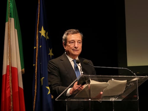 Spunta un tesoretto di 22 miliardi. "Riforma del catasto senza nuove tasse". Ma è già scontro