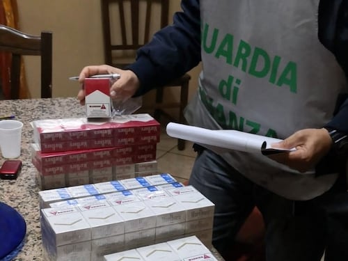 Sgominata una banda di contrabbandieri di sigarette con il reddito di cittadinanza