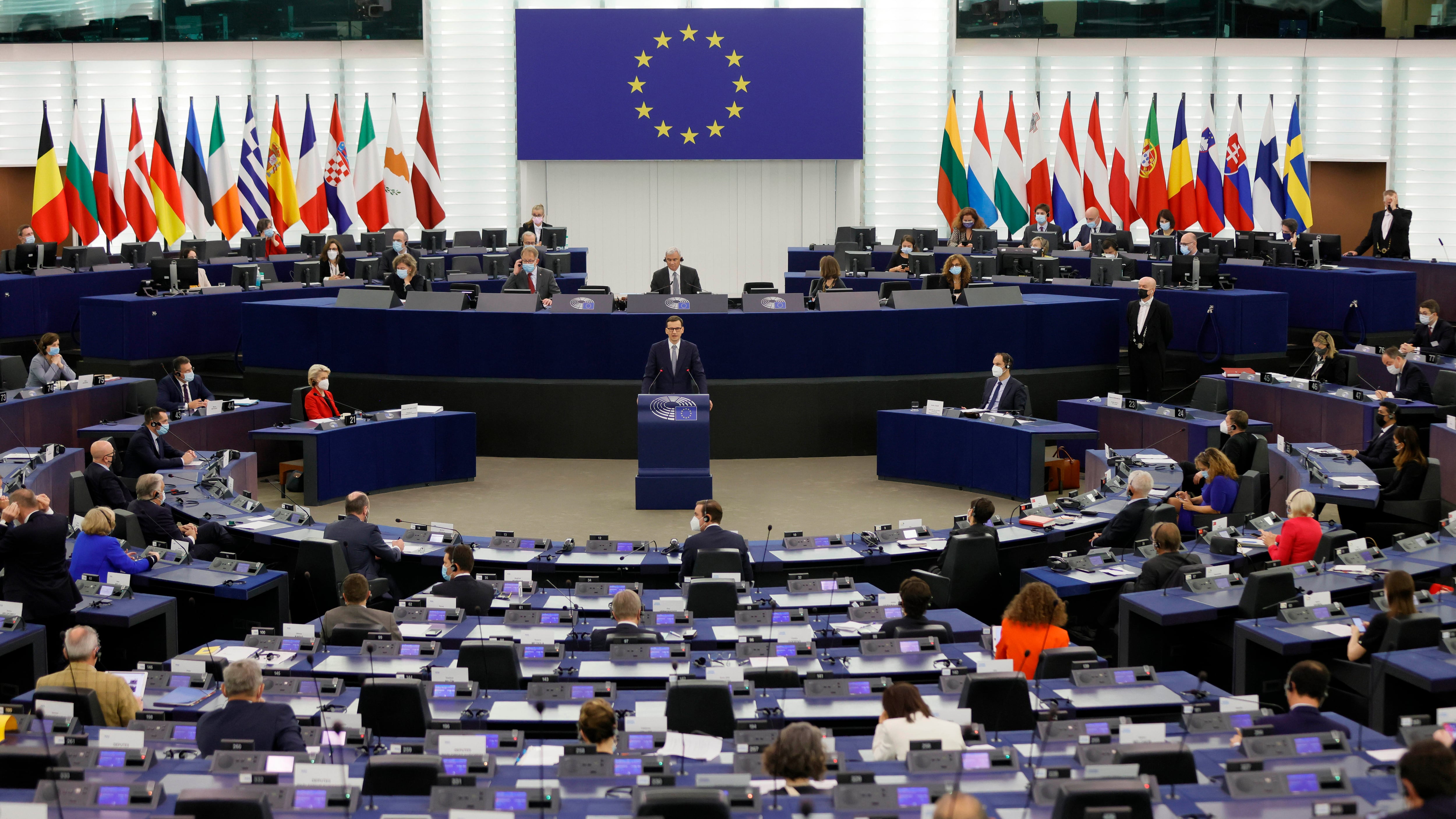 Ucraina, arriva l'ok dell'Europarlamento: approvato prestito straordinario da 35 miliardi