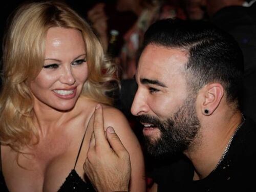 Adil Rami risponde a Pamela Anderson sui social: "Non ho una doppia vita ma…"