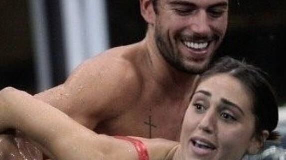 Gf Vip, Cecilia è in crisi col fidanzato: "Non posso dimenticarmi che ci sono le telecamere"