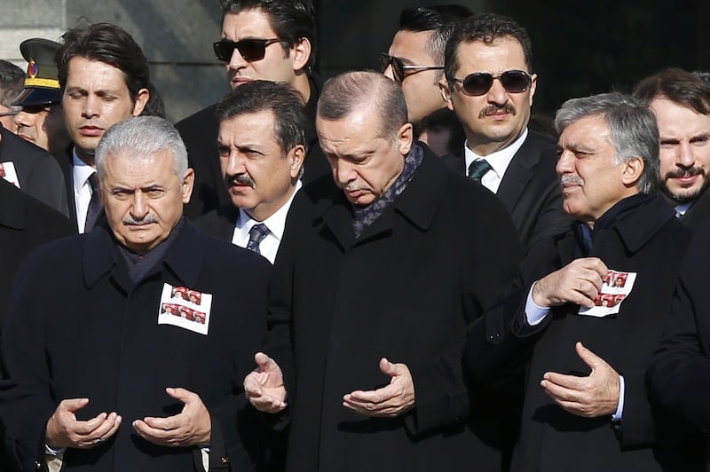 A Istanbul i funerali degli ufficiali uccisi 4