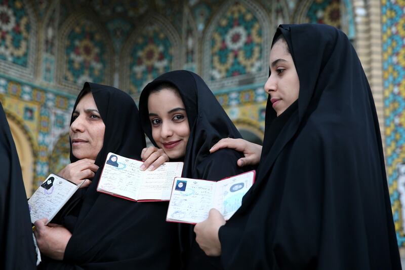 L'Iran vota il cambiamento ma la democrazia è lontana