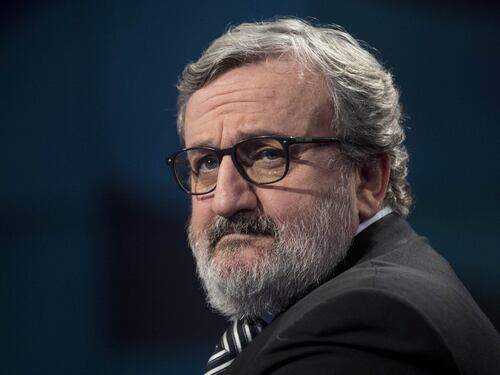 Azione disciplinare per Emiliano: "Non doveva candidarsi alle primarie Pd"