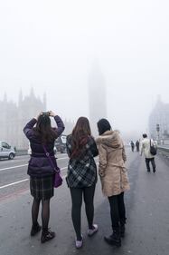 Londra avvolta dalla nebbia 10