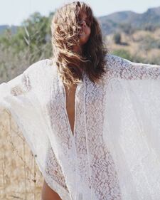 Halle Berry, foto bollenti in lingerie 8
