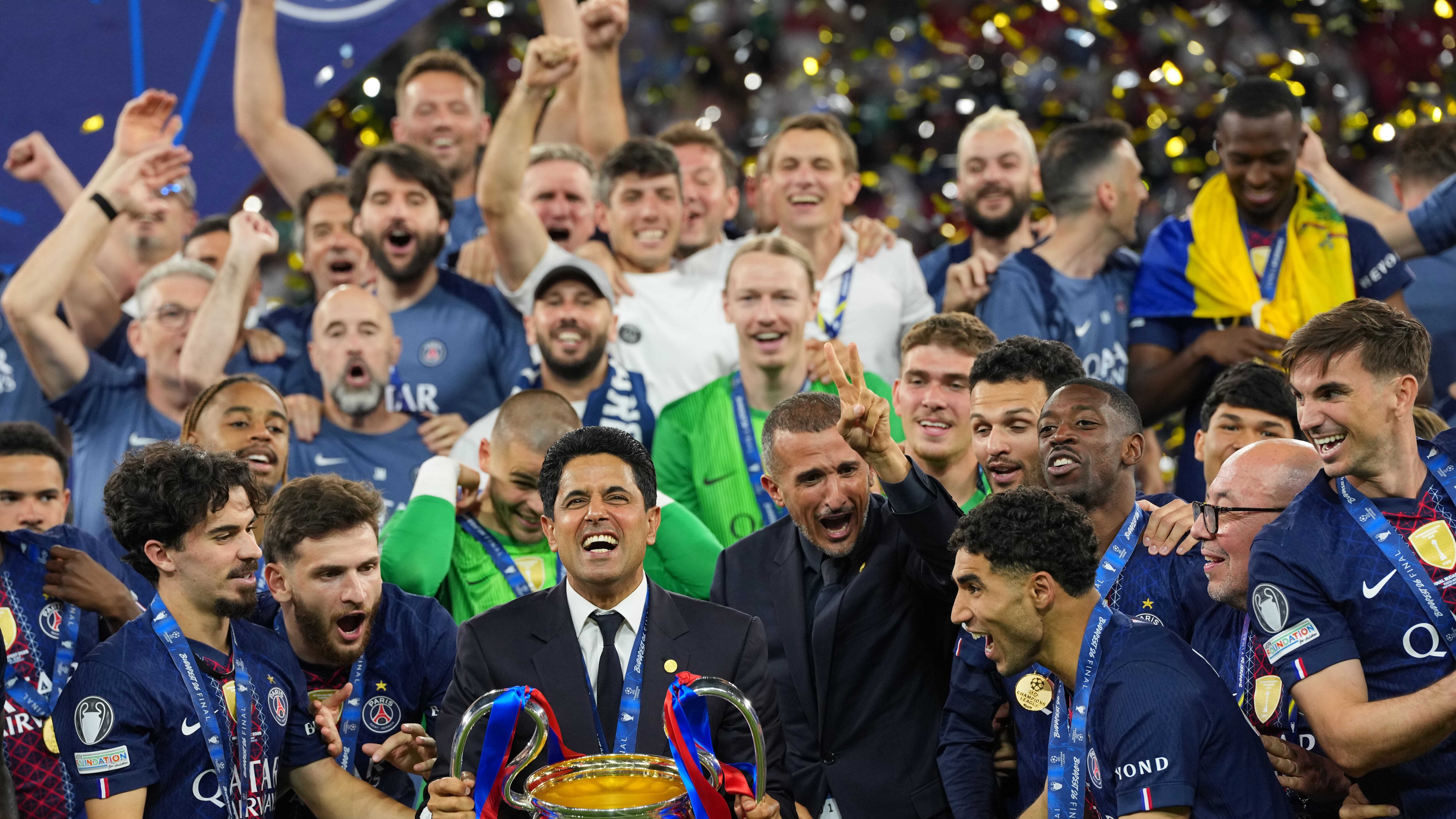 Kvara nuovo eroe da Pallone d’Oro