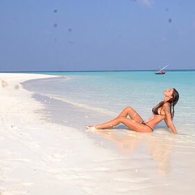 Belen Rodriguez: hot in vacanza 13