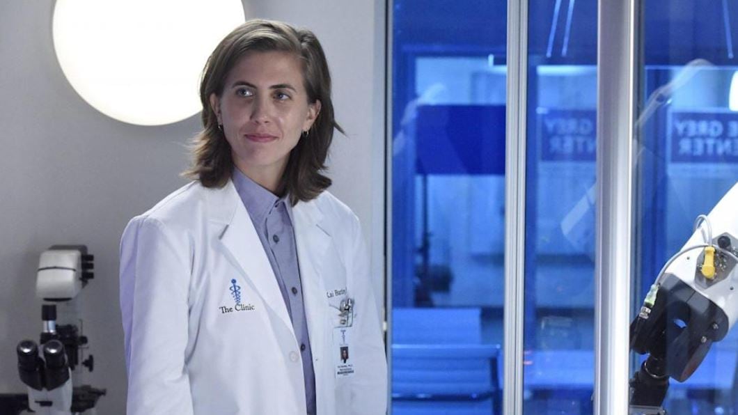 Grey's Anatomy cede al mondo Lgbt: arriva il primo medico non binario