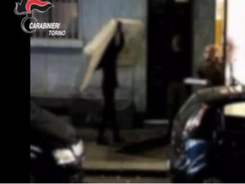 Il mercato di migranti smantellato dai Carabinieri