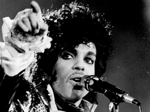 Justin Bieber disonora la memoria di Prince: "Non era l'ultimo grande performer vivente"