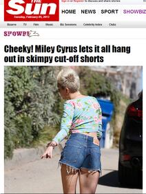 I cortissimi short di Miley Cyrus 1