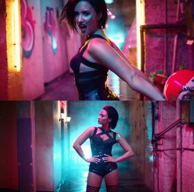 Demi Lovato, topless per Complex Magazine 17
