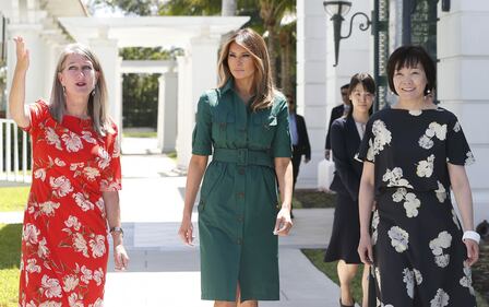 Melania Trump, fascino bianco col premier giapponese 15