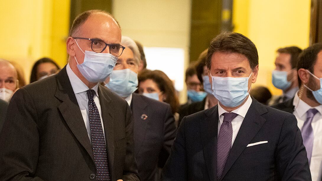 "Dai i collegi a Di Maio", "Alleanze concluse". Conte e Letta non si amano più