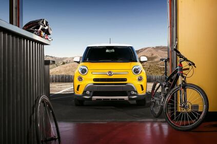 FIAT 500L Trekking 9