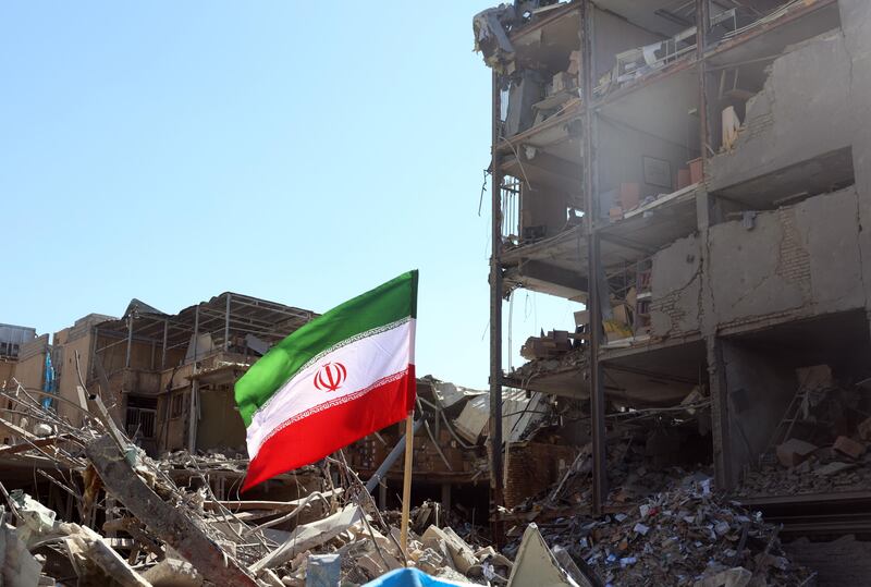 Le immagini della guerra in Iran 11