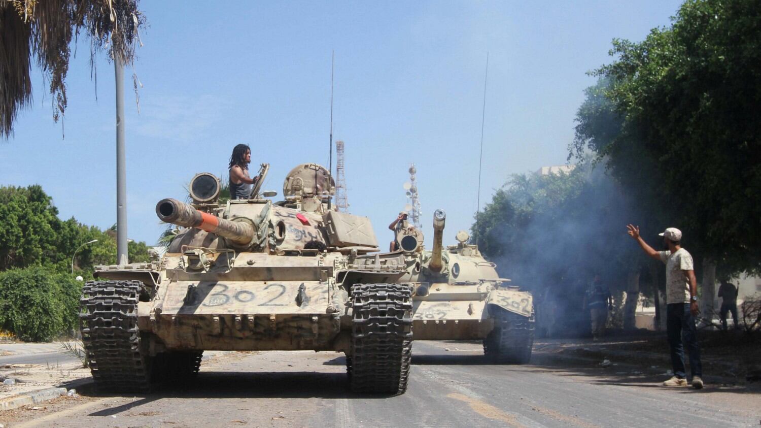 Tripoli prigioniera del caos E Macron vuol rubarci la Libia