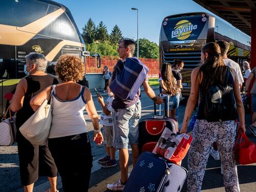 In 24 ore 1210 i positivi: "Molti turisti di ritorno"