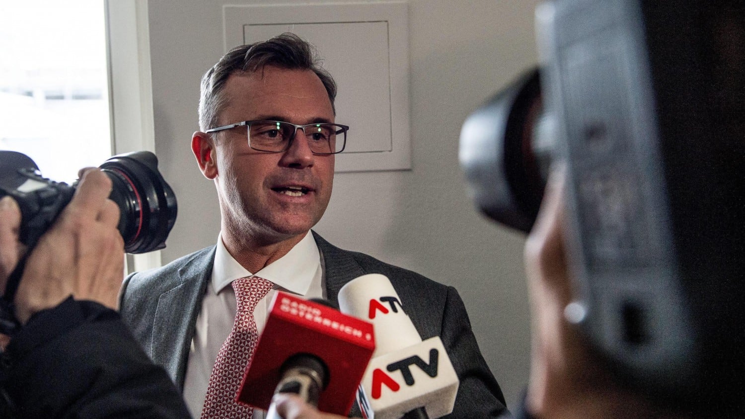 Giallo sulle elezioni austriache: "In un comune affluenza al 146%"