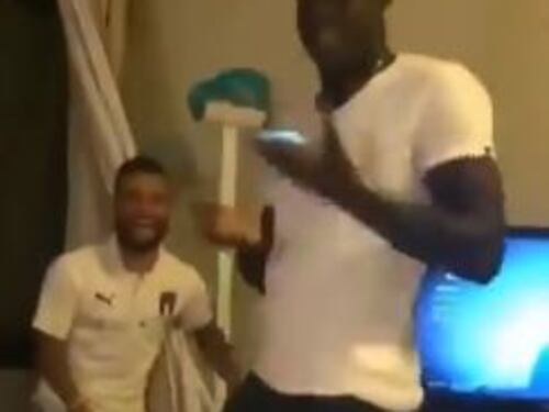 Italia, Insigne fa spaventare Balotelli: il video diventa virale