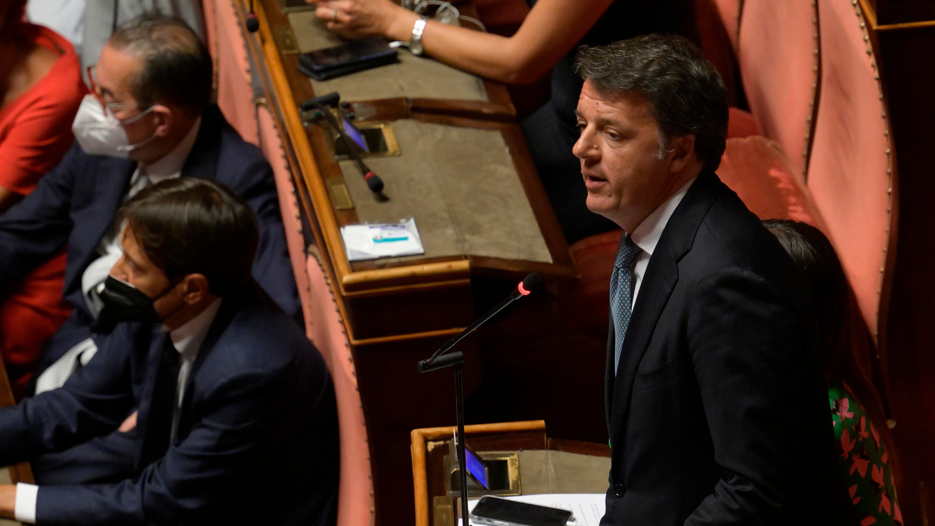 Renzi guarda alle elezioni: "L'area Draghi c'è, noi pure"