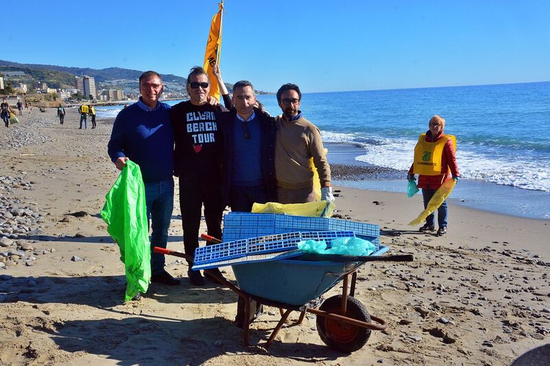 Piero Pelù a Sanremo inaugura il Clean Beach Tour 1