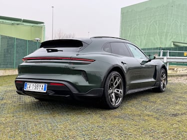 Porsche Taycan Turbo S: la gallery dell'elettrica "familiare" da 952 CV 1
