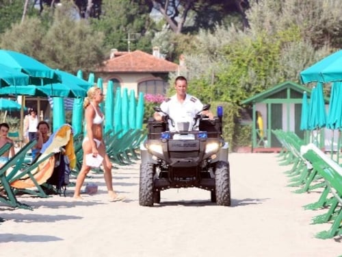 Forte dei Marmi, a lavoro venti vigili urbani in più grazie ai soldi dei privati