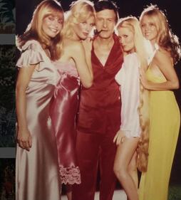 La PlayBoy Mansion è in vendita 7