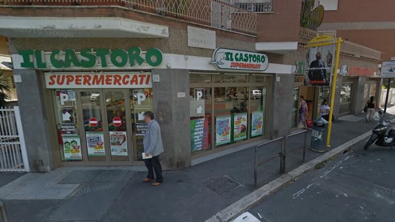 Rapina al supermercato: altro colpo per la "banda dell'auto ariete"