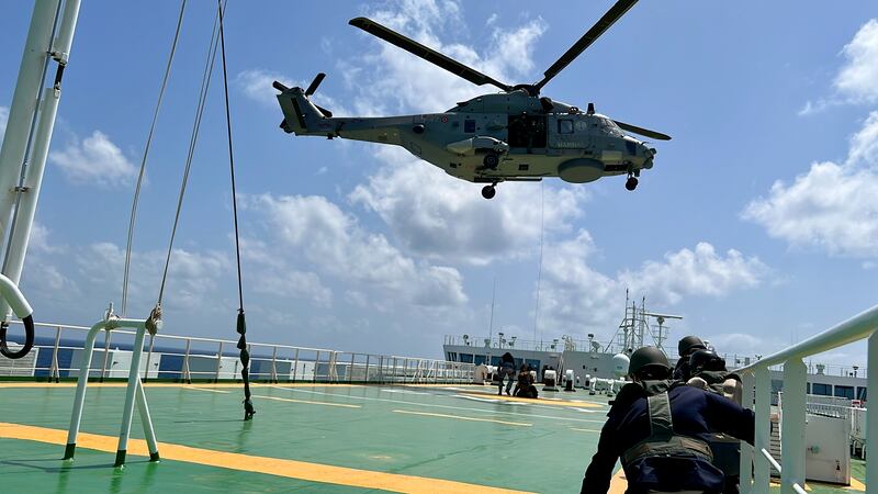 Abordo del Cacciatorpediniere Caio Duilio nel Goplfo di Aden 2