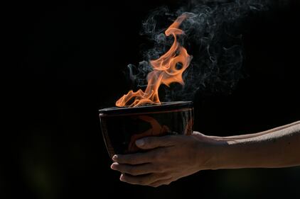 Milano-Cortina 2026: la fiamma olimpica inizia il lungo viaggio da Olimpia 5