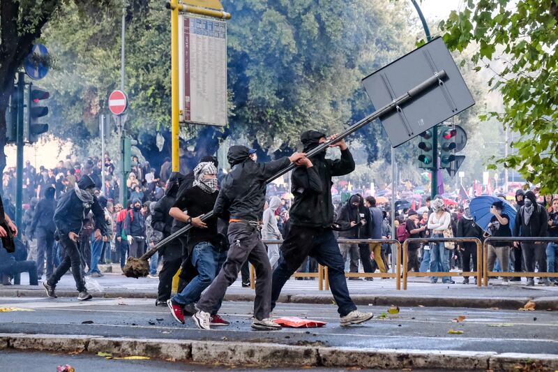Scontri a Roma alla manifestazione pro Palestina 7