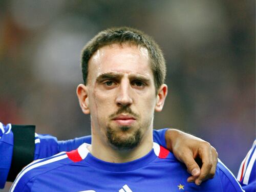 "Devo smettere di giocare": il commovente addio di Ribery ai tifosi