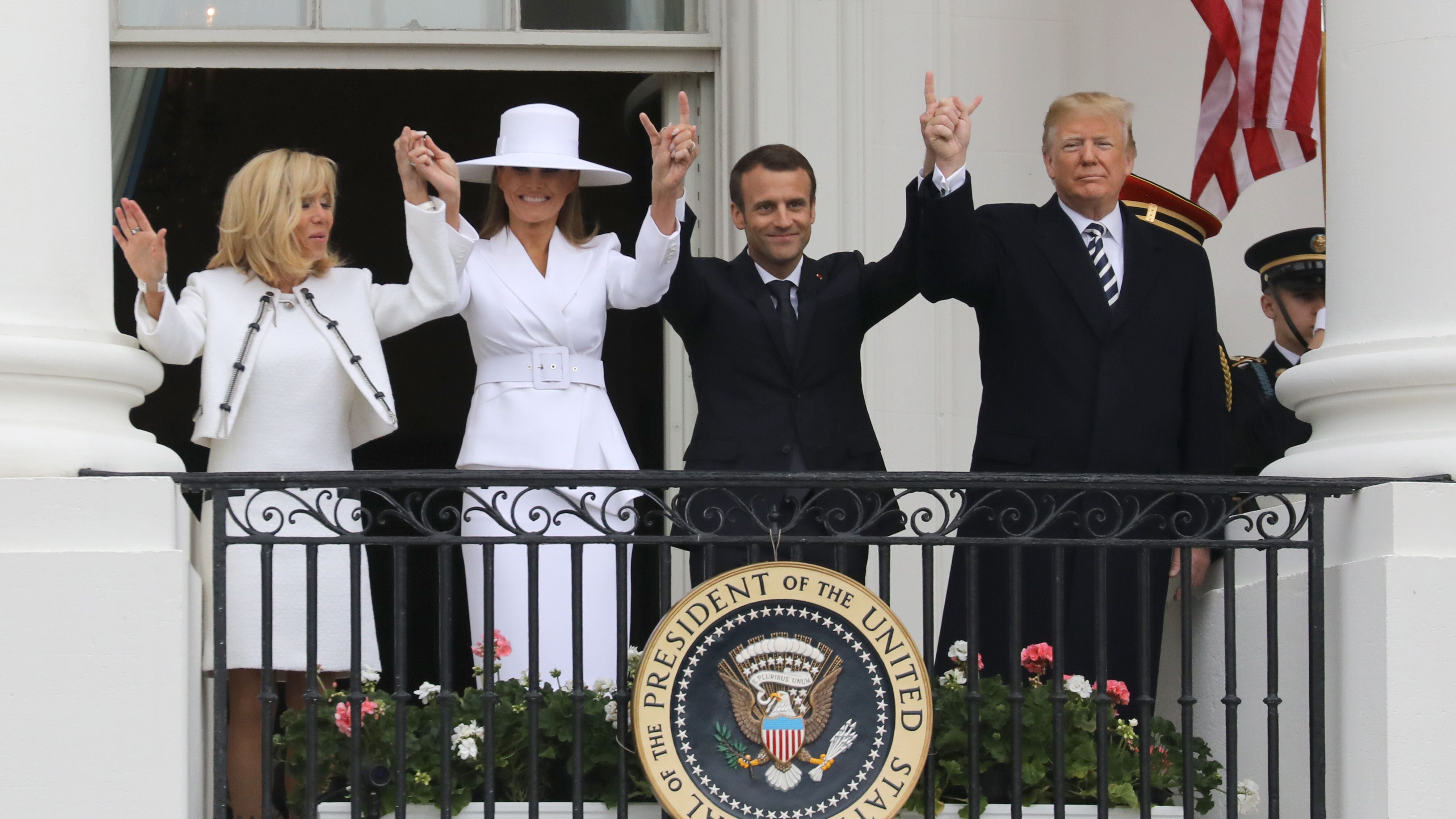 Iran, Macron ammorbidisce Trump