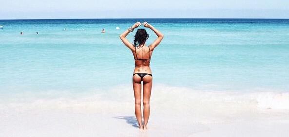 La sexy fashion blogger che fa impazzire il web 9
