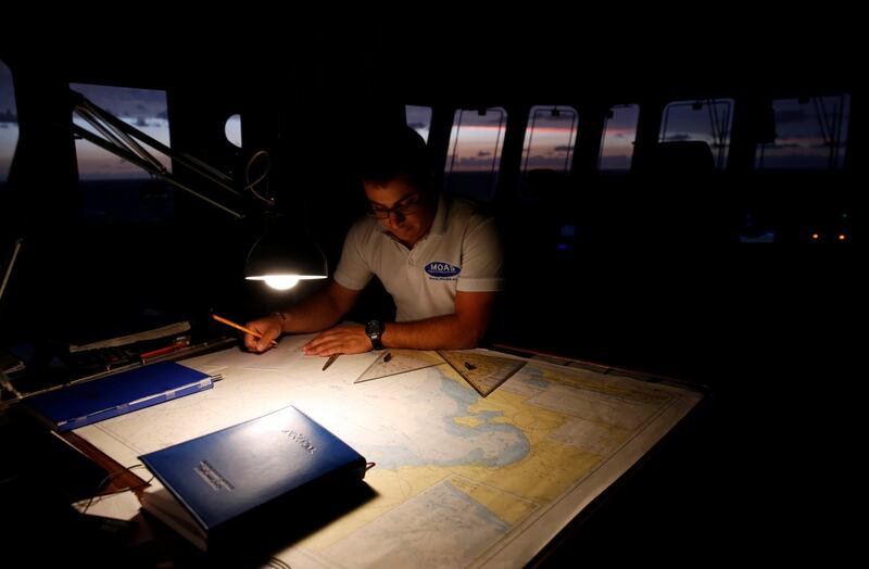 Migranti, il lavoro dei soccorritori nel Mediterraneo 4