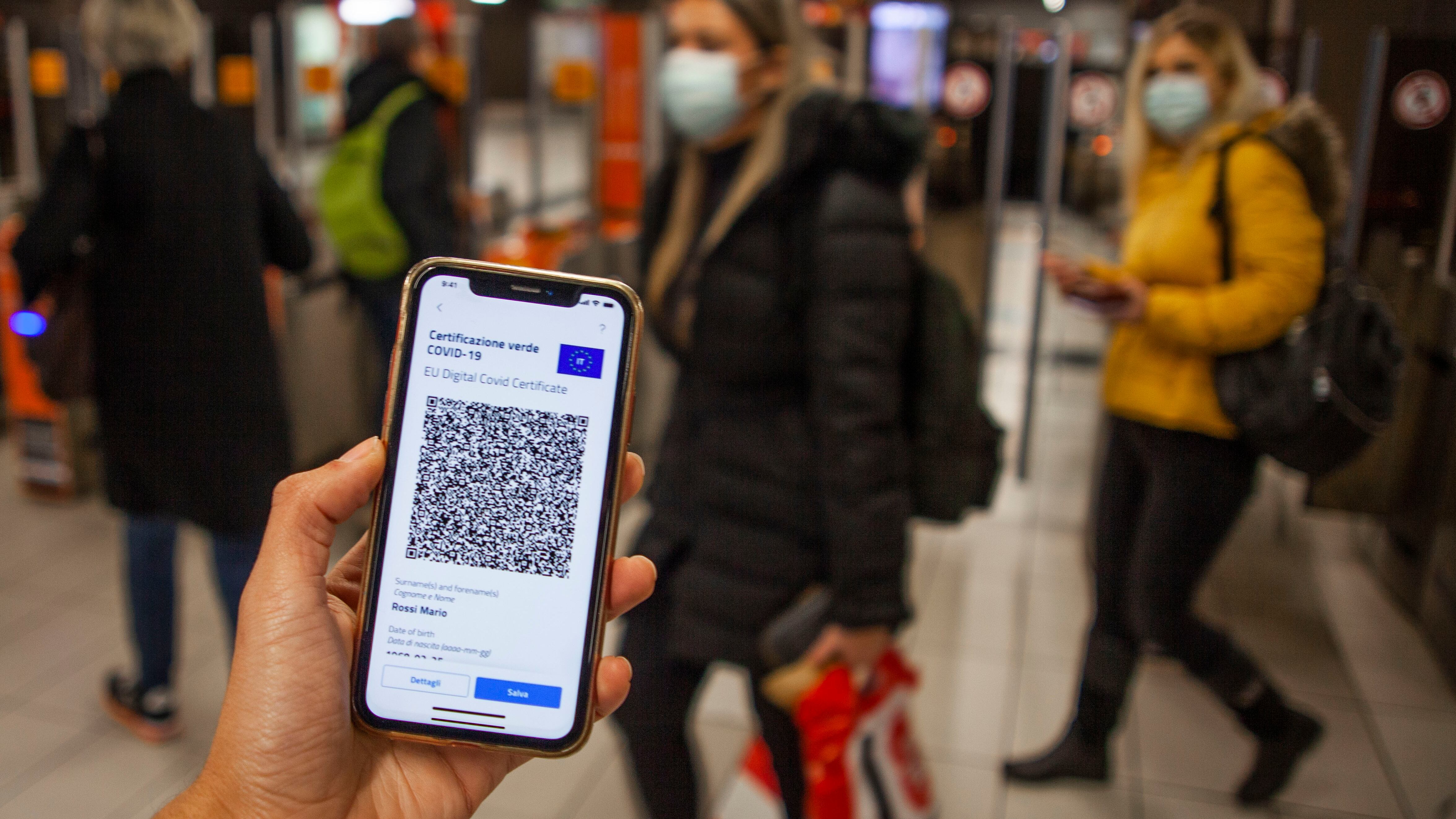 Addio al green pass dal 1° maggio: ecco cosa sta per cambiare