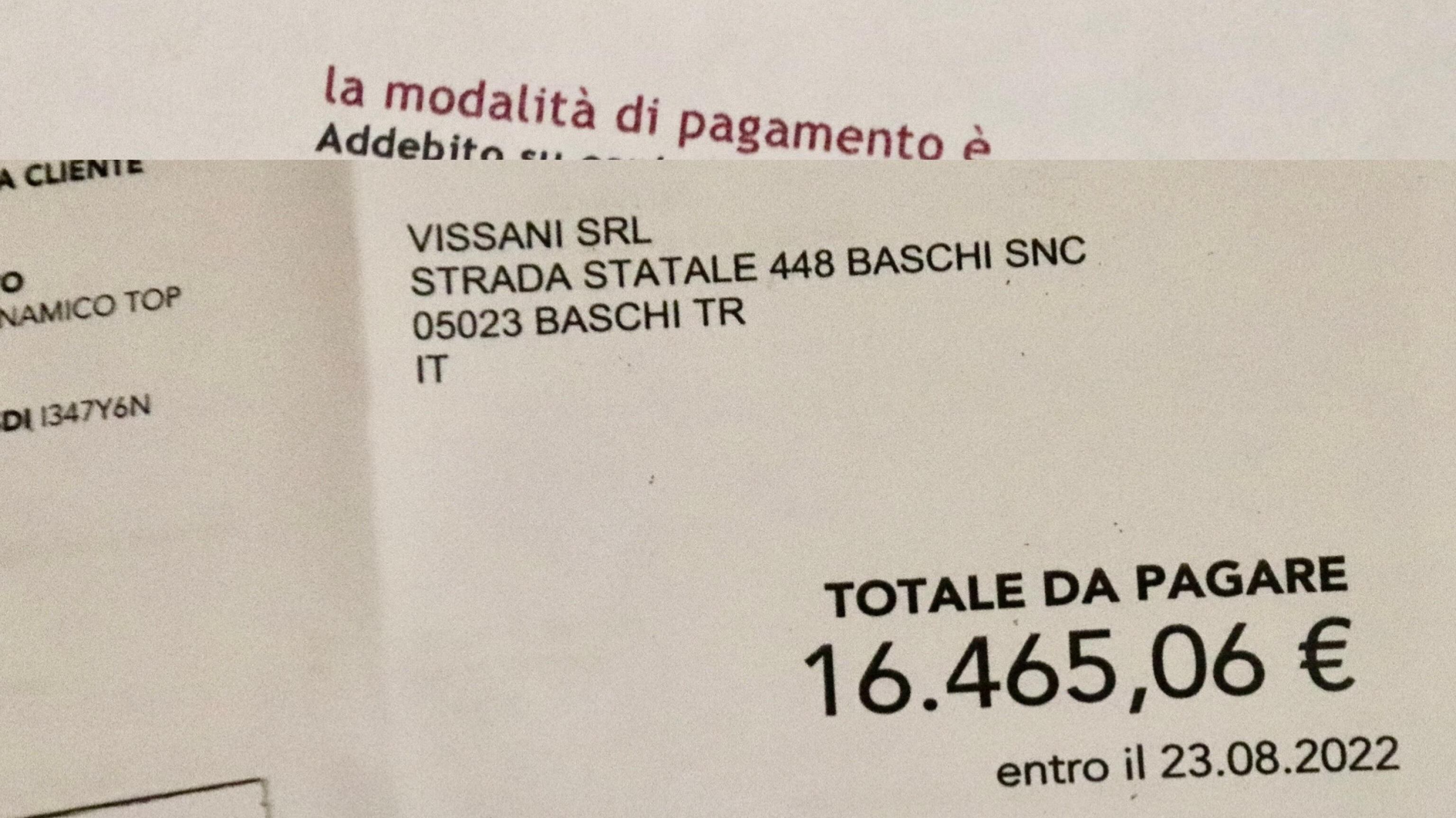 Prezzo energia: "Presunti ribassi. Sono ancora il doppio del pre-Covid"