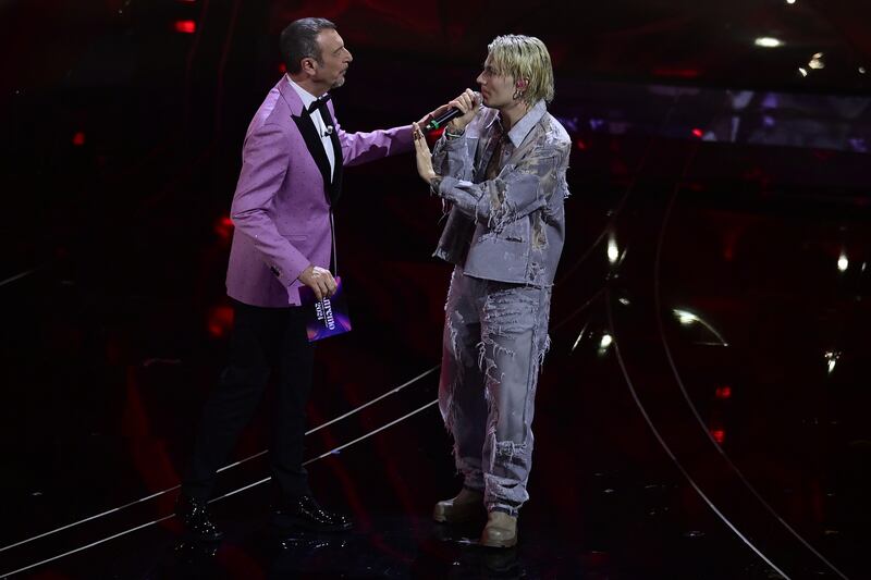 Sanremo 2024: ecco il look della quarta serata del Festival de Il Tre 2
