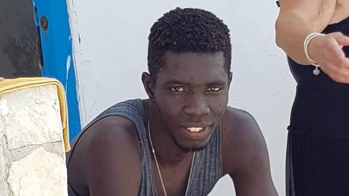 Abdullay, l'immigrato che ha salvato tre vite in mare a Castel Volturno