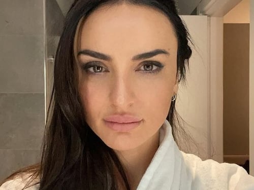 "Ha subito un intervento". Problemi di salute per Arisa: annullati i concerti